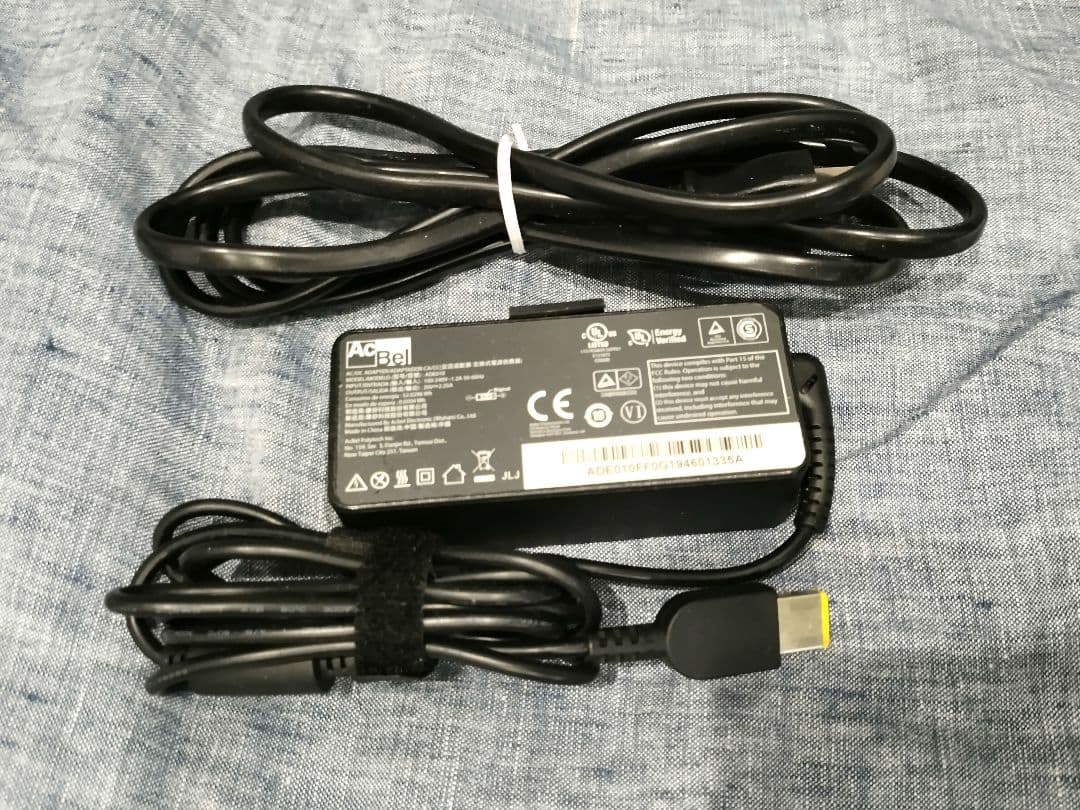 その他ノートPC本体 NEC LAVIE Note Mobile NM150GAW