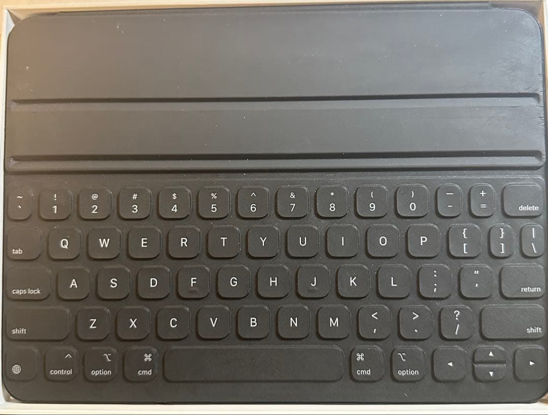 iPad Pro 11インチ　smart keyboard folio