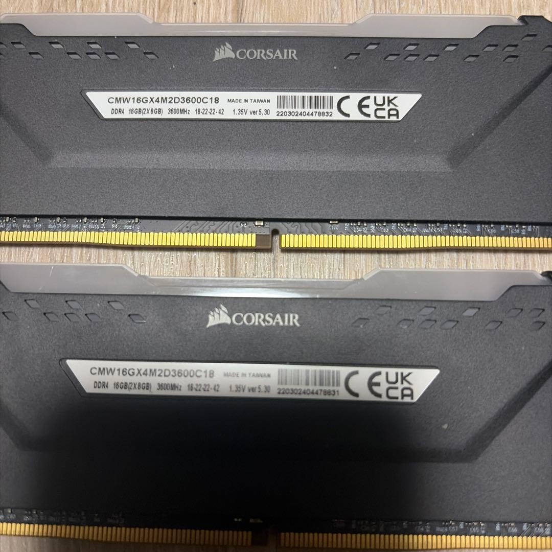 メモリー CORSAIR VENGEANCE 8GB x 2 DDR4 3600MHz