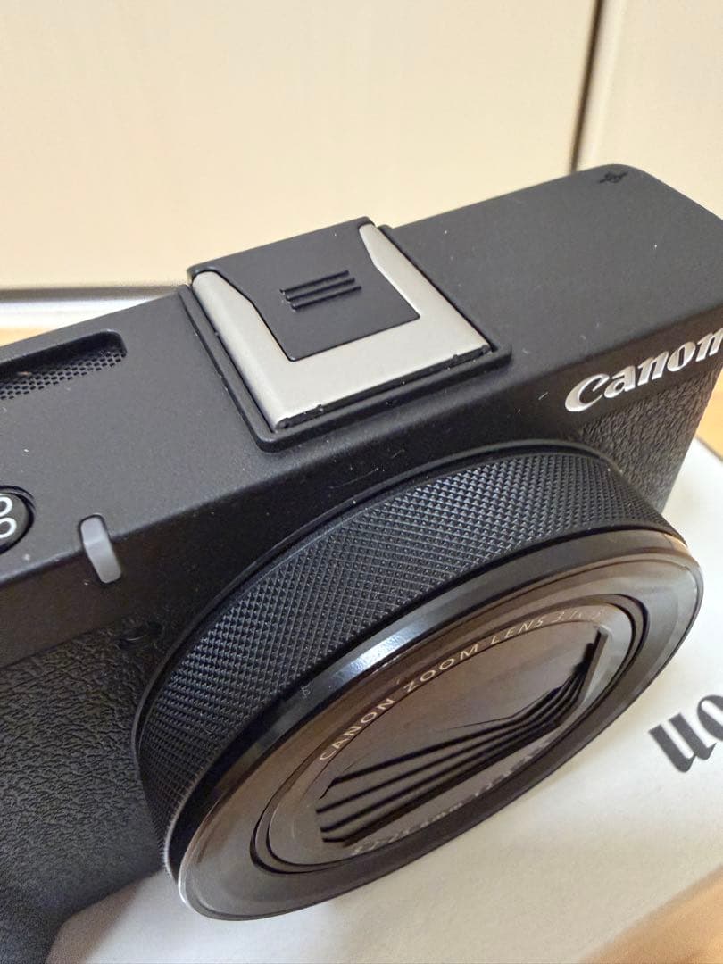 【新同品】Canon Vlogカメラ PowerShot V1