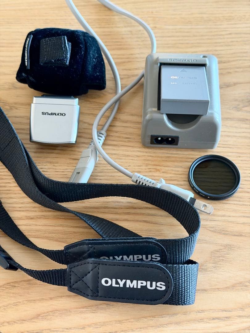 OLYMPUS PEN E-PL3 ダブルズームキット ＋ 単焦点レンズ