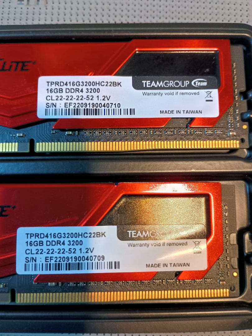 メモリー TEAMGROUP ELITE DDR4 64GB (4x16GB) 3200M