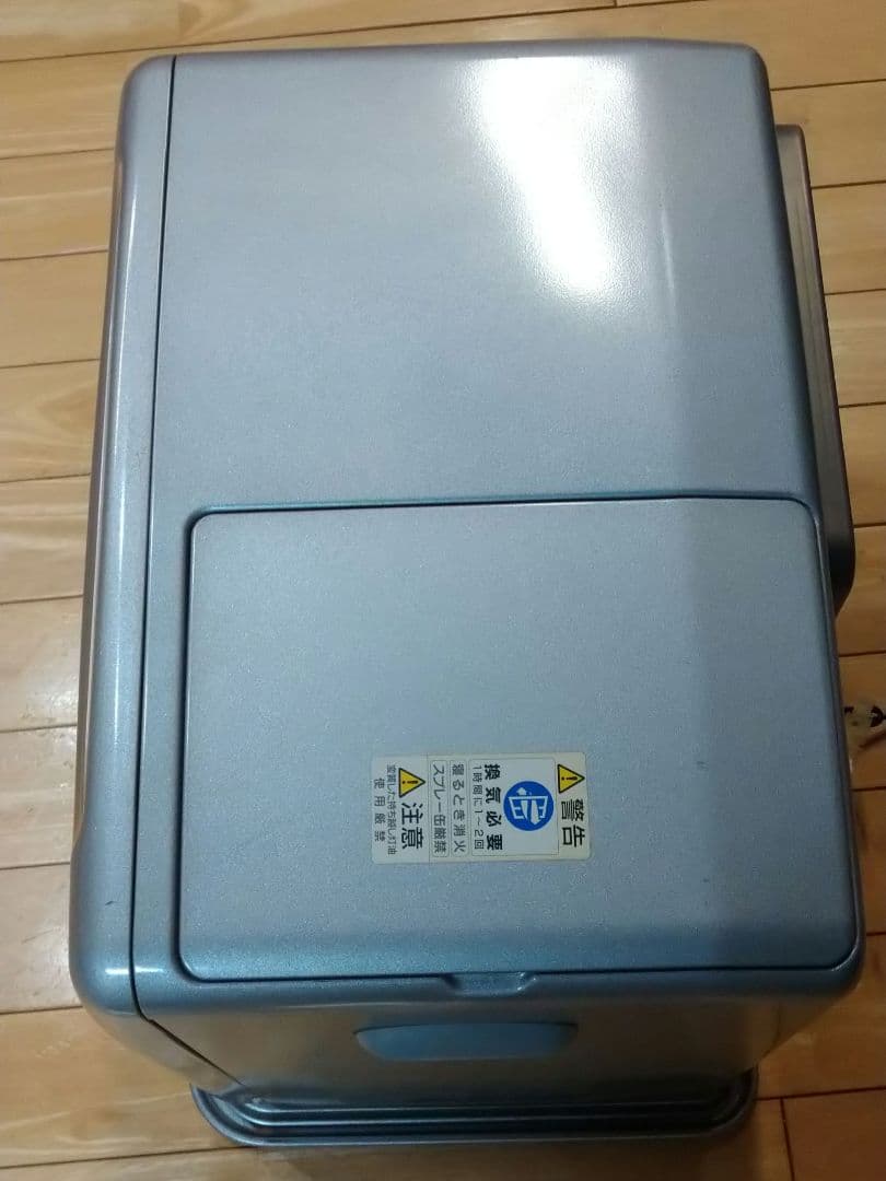 ダイニチ　ブルーヒーター　石油ファンヒーター 15～20畳