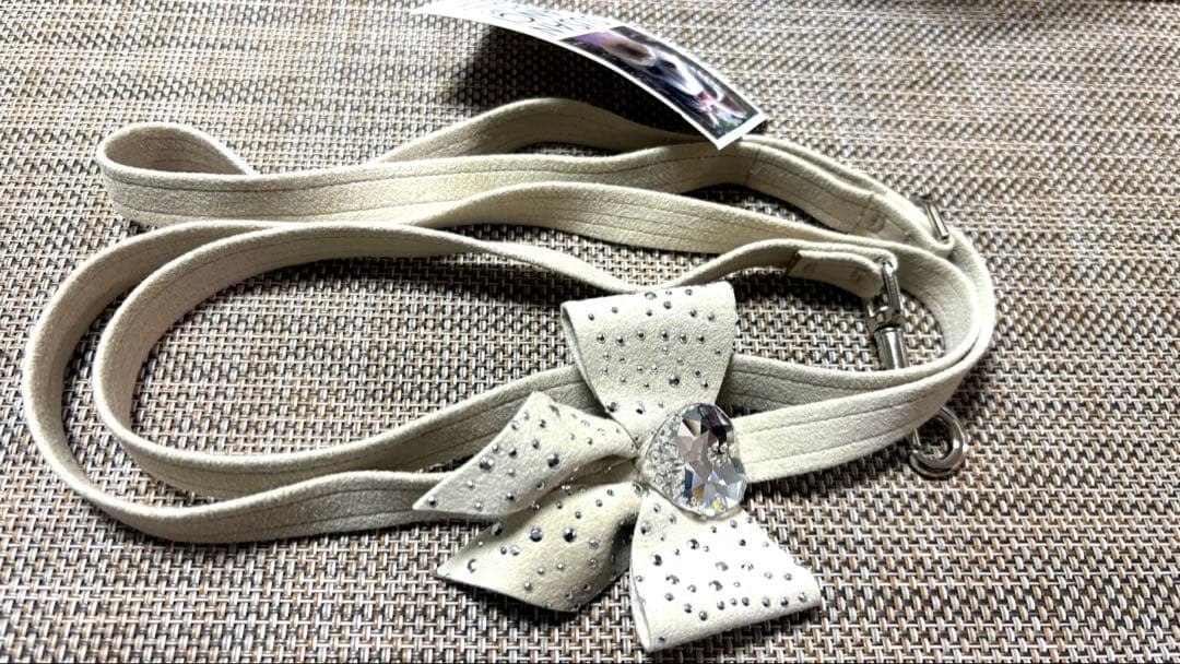 SusanLanci 犬用品　セレブ犬　リボン付きリード　ハートスワロフスキー