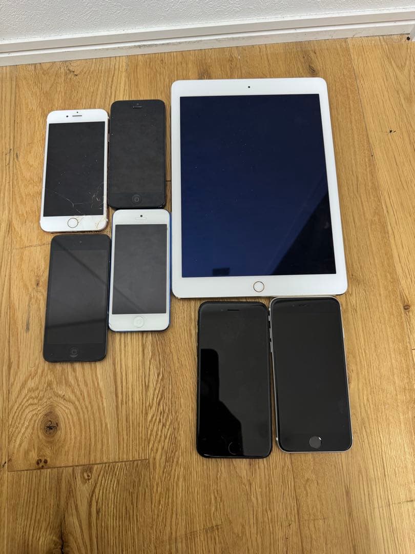 Apple iPhone / iPad / iPod まとめ売り7台ジャンク