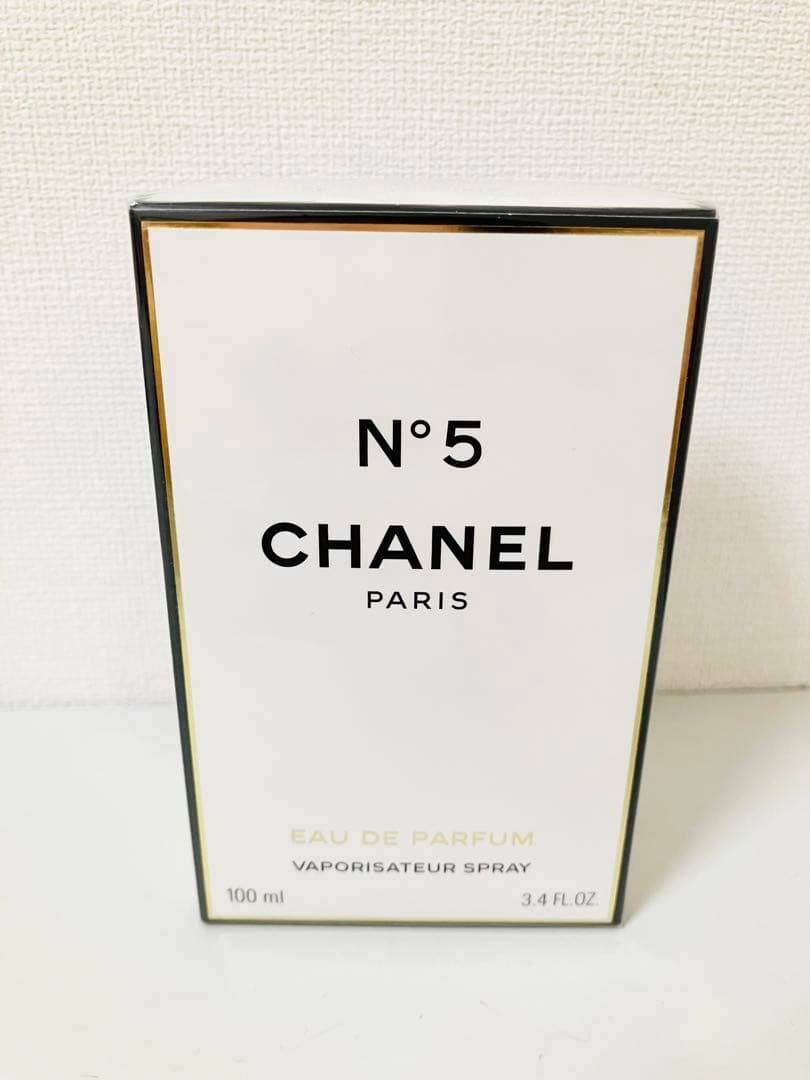 CHANEL N°5 Eau de Parfum 新品箱付き