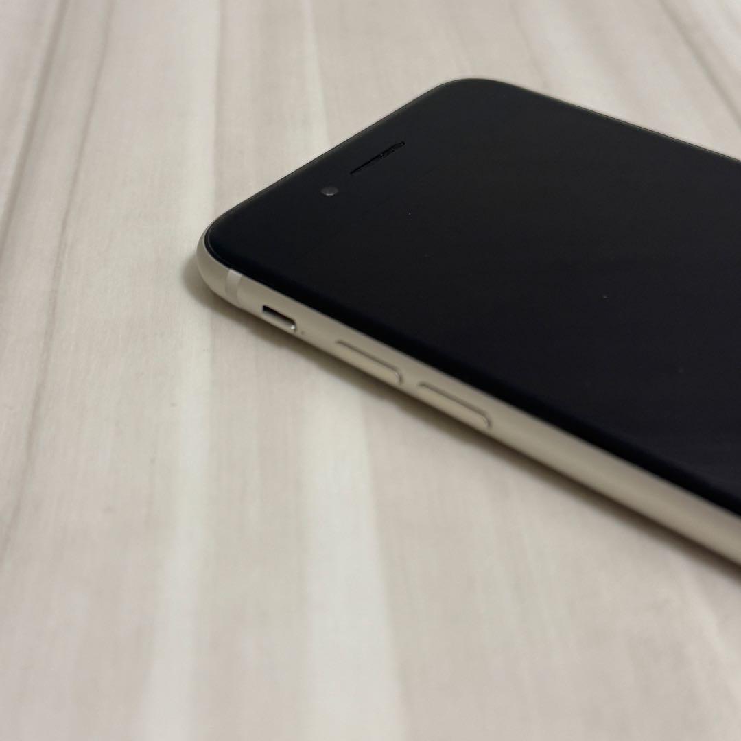 【美品】iPhone SE 第3世代 64GB SIMフリー