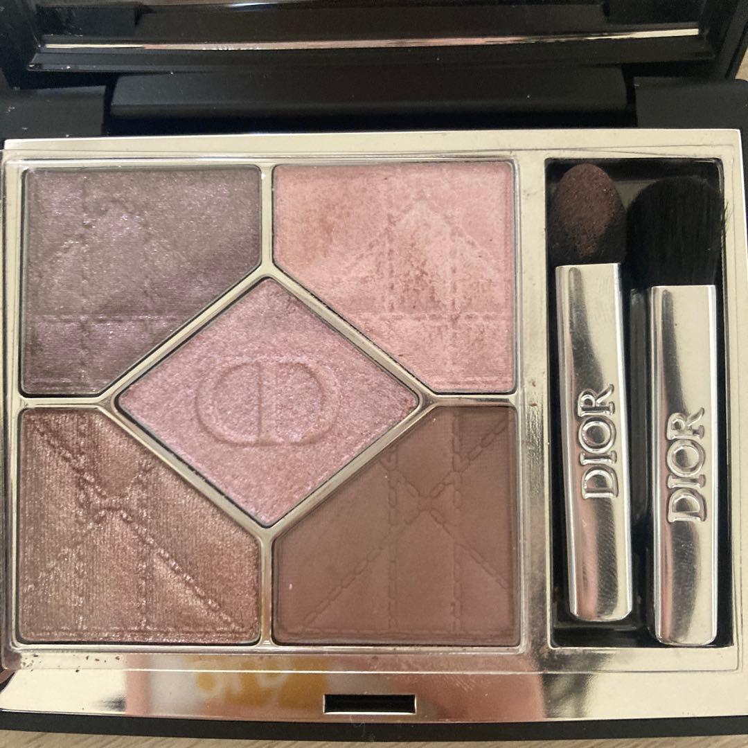 Dior サンククルール 855 ローズモアレ