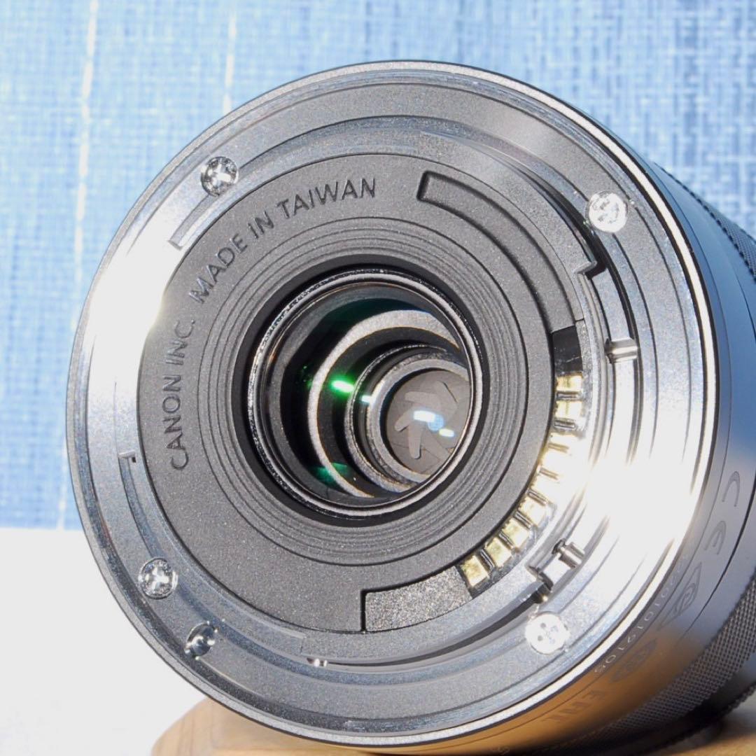 ✨希少ピンク✨Canon EOS M2❤️！旅行や行楽に♪Wi-Fi搭載モデル