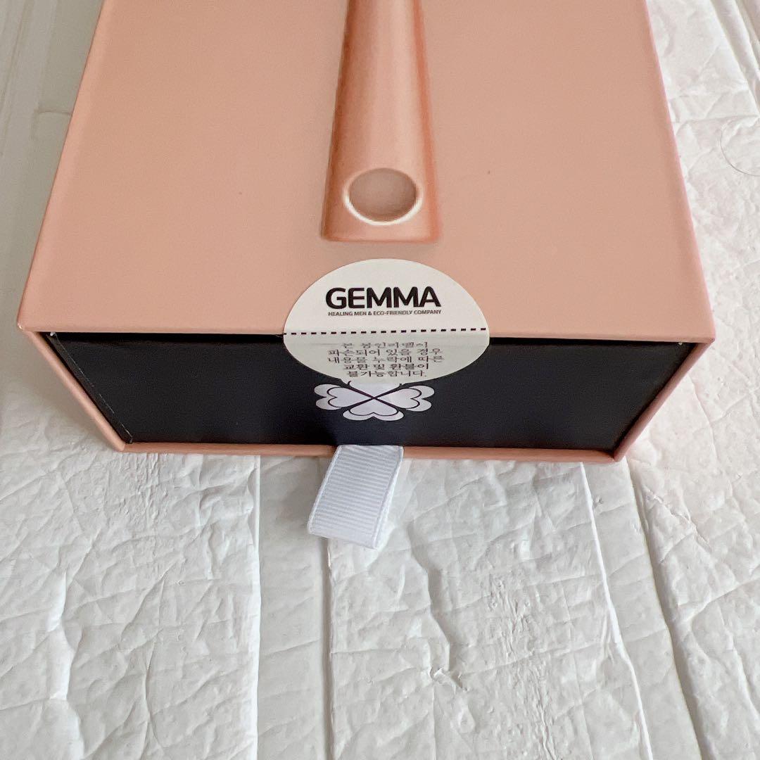 【新品未開封】GEMMA JAPAN 　マグネチックヘアブラシ