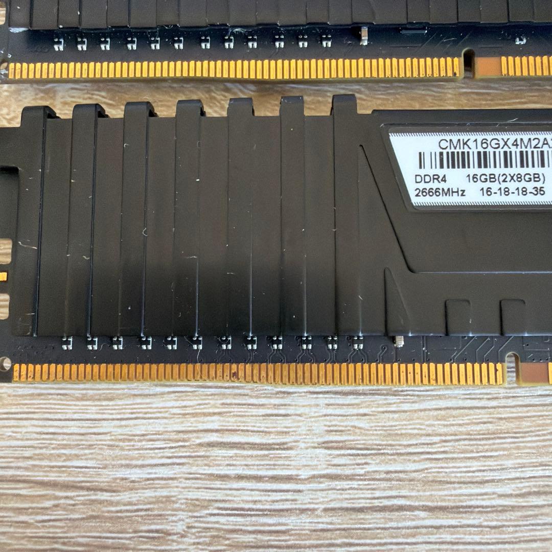 メモリー Corsair DDR4 16GB (2x8GB) 2666MHz