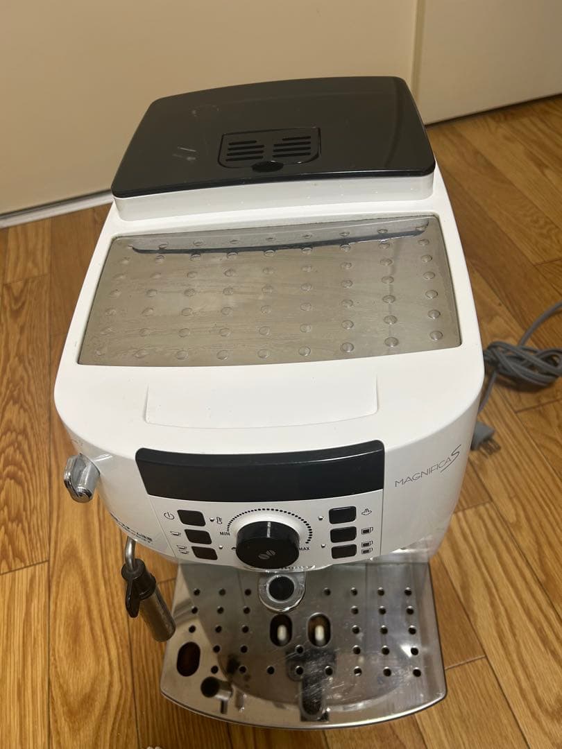 デロンギ　マグニフィカS De'Longhi 全自動コーヒーマシン