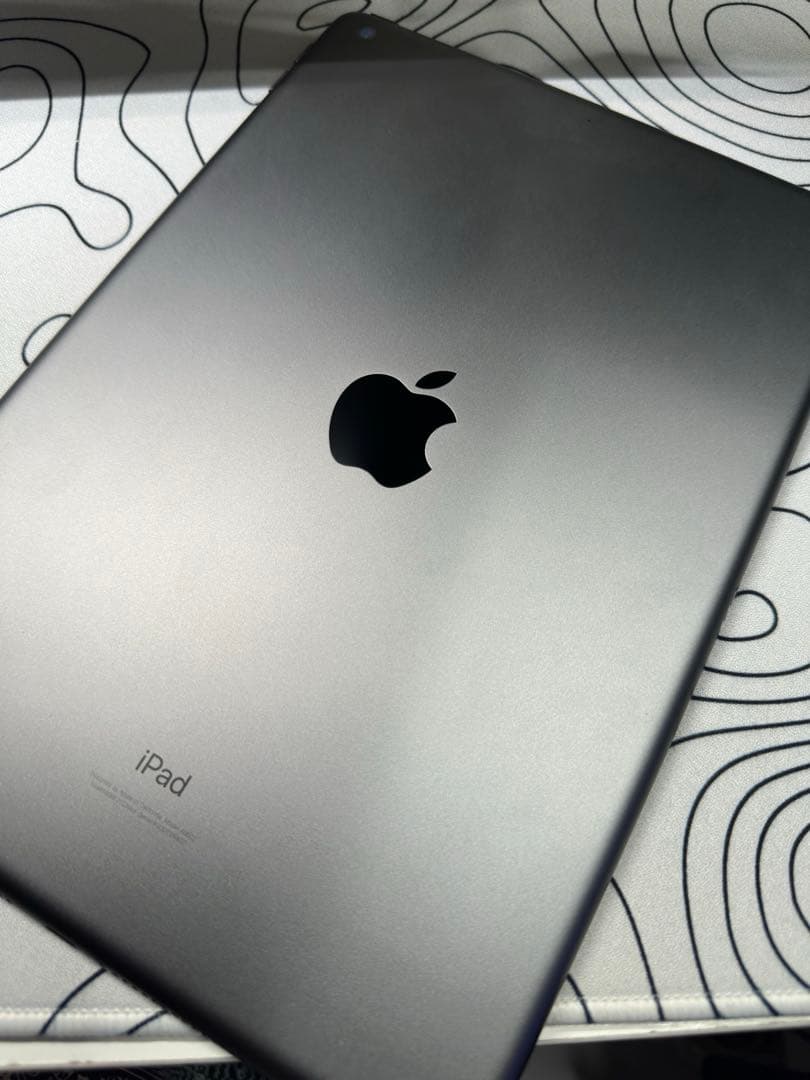 iPad 第9世代 スペースグレイ 64GBモデル