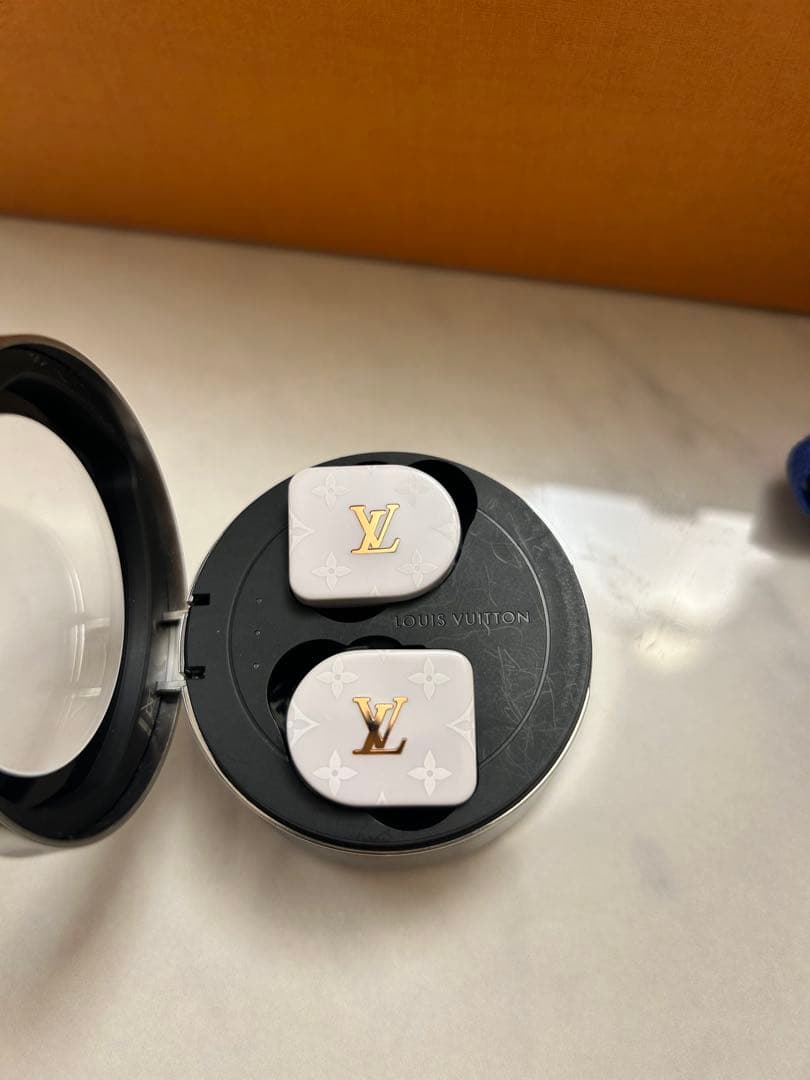ジャンク　Louis Vuitton ワイヤレスイヤフォン