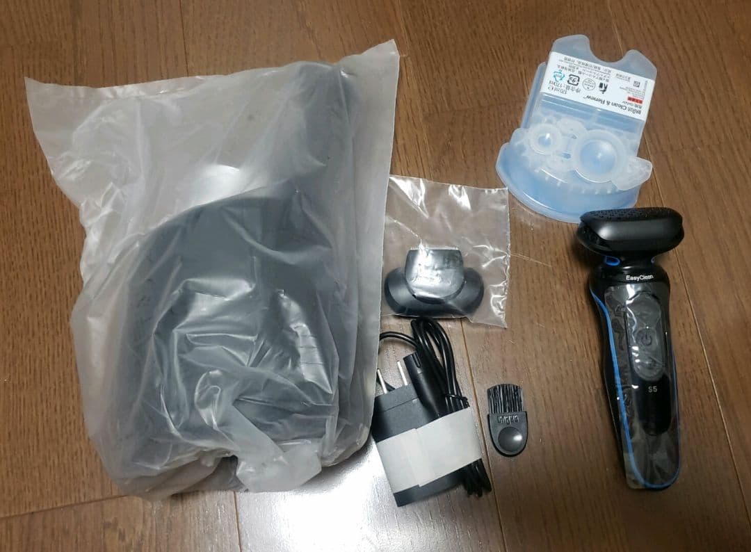 早い者勝ちです！BRAUN　シェーバー　シリーズ5 52-B7200C