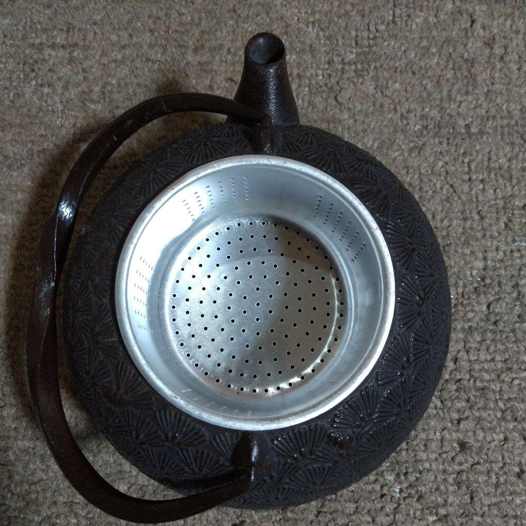 新品　未使用　南部鉄器　急須(大) 松葉　工芸品　箱付き