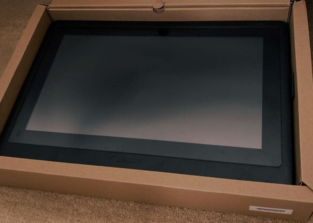 Wacom Cintiq 16 液晶ペンタブレット　説明書無し