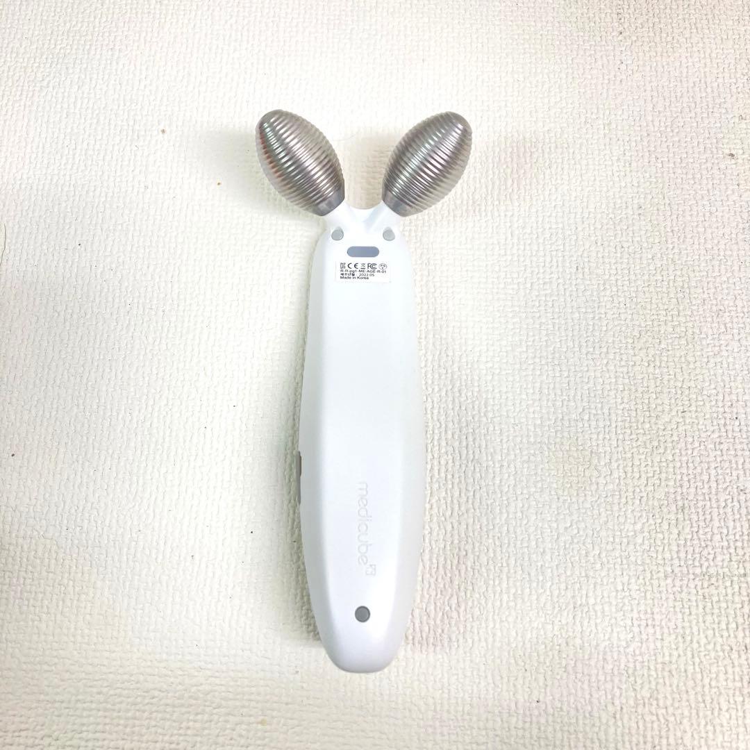 M0821F2 メディキューブ AGE-R ダーマショット 通電確認済み