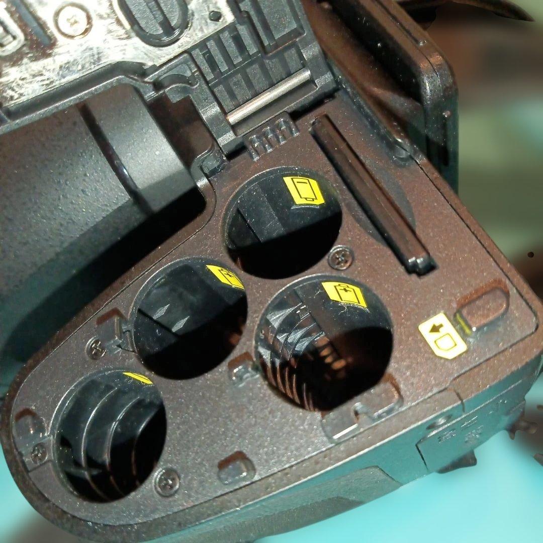Nikon ニコン COOLPIX L840 デジタルカメラ 乾電池式
