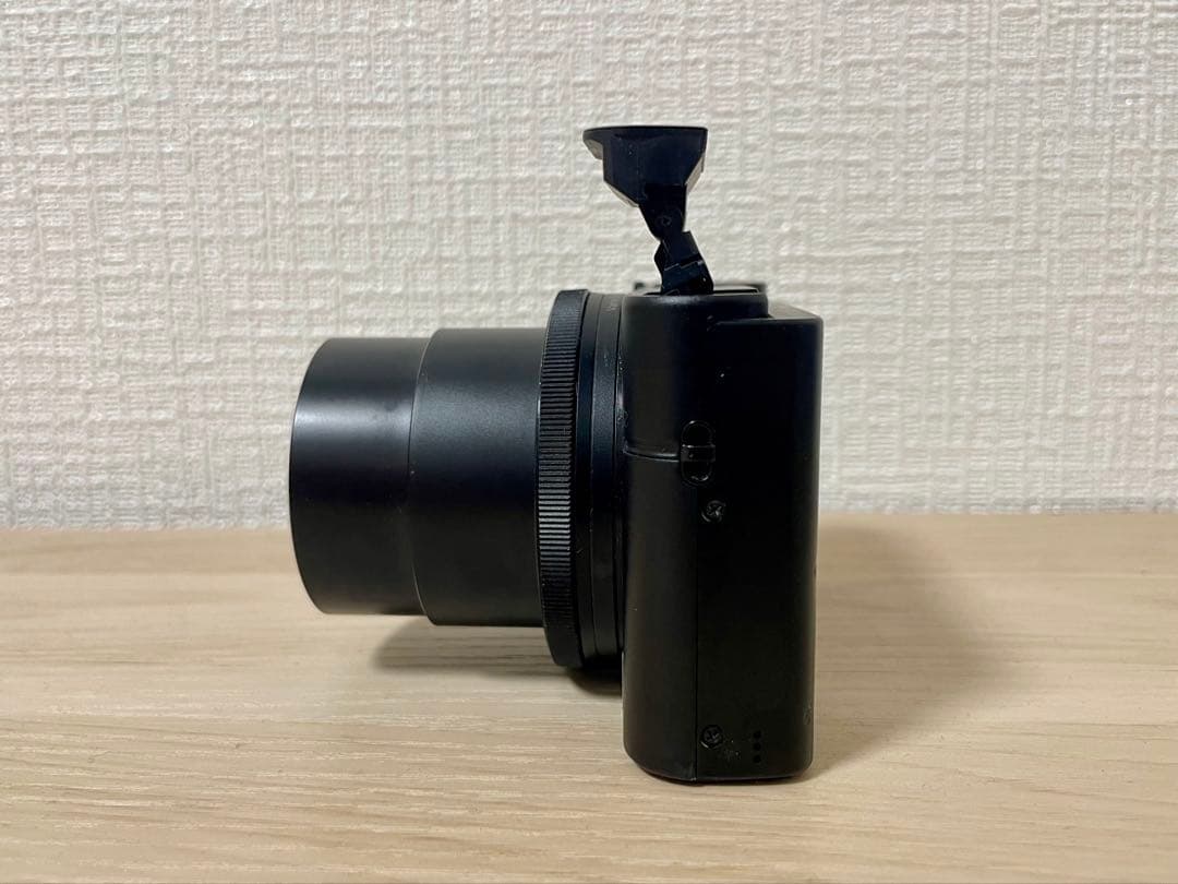 デジタルカメラ SONY DSC-RX100