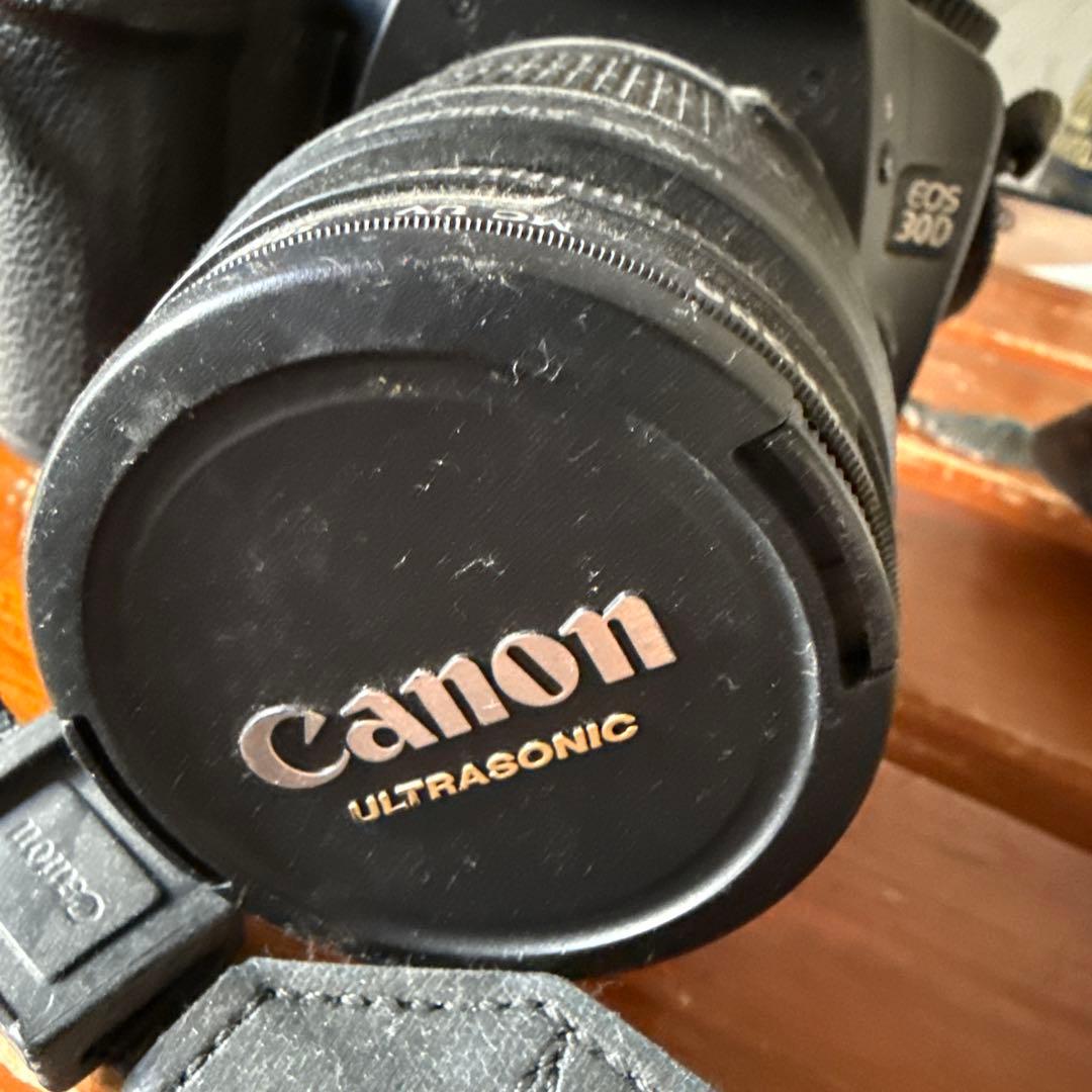【値下げ】Canon EOS 30D デジタル一眼レフカメラ