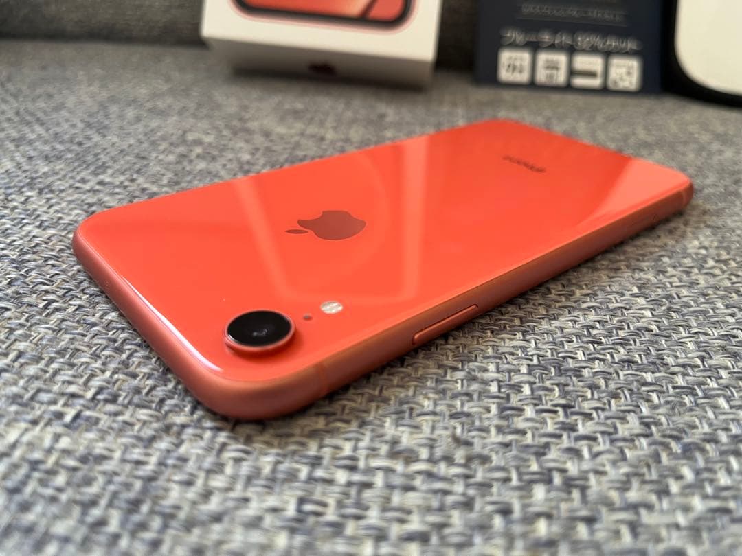 iPhone XR 64GB コーラル ガラスフィルム付き
