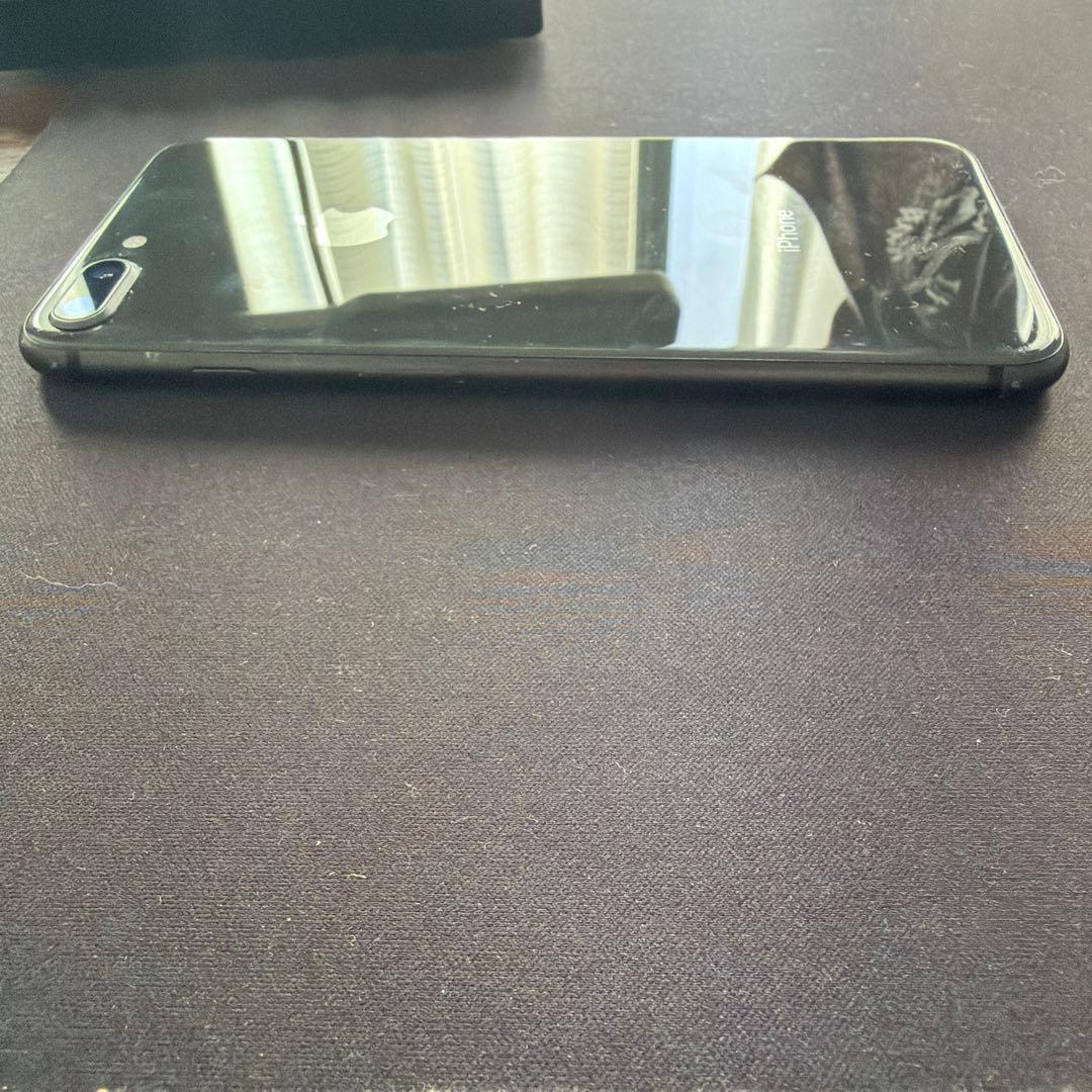 Apple iPhone 8 Plusブラック