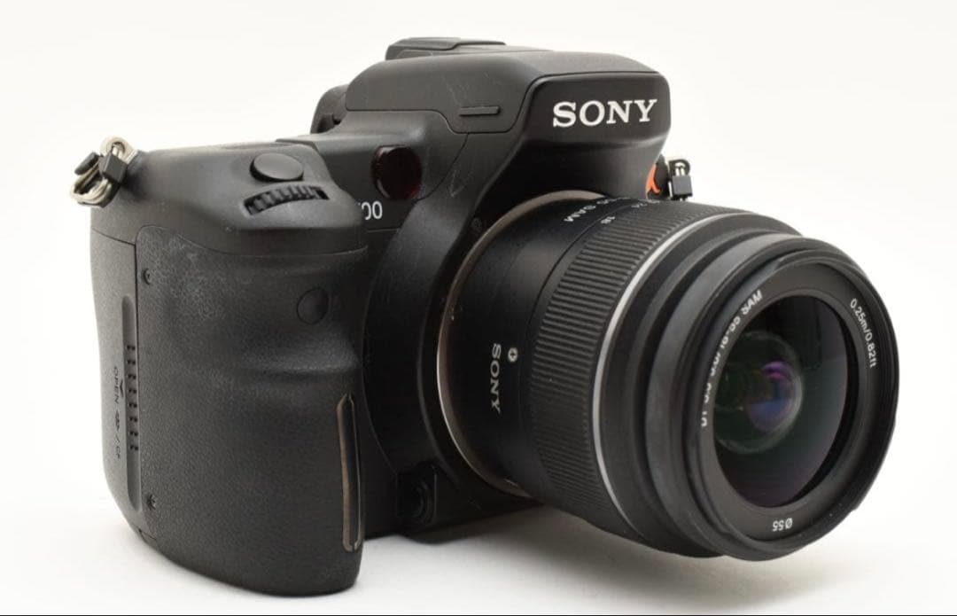 Sony α700 デジタル一眼レフカメラ 本体　バッテリー2個付き