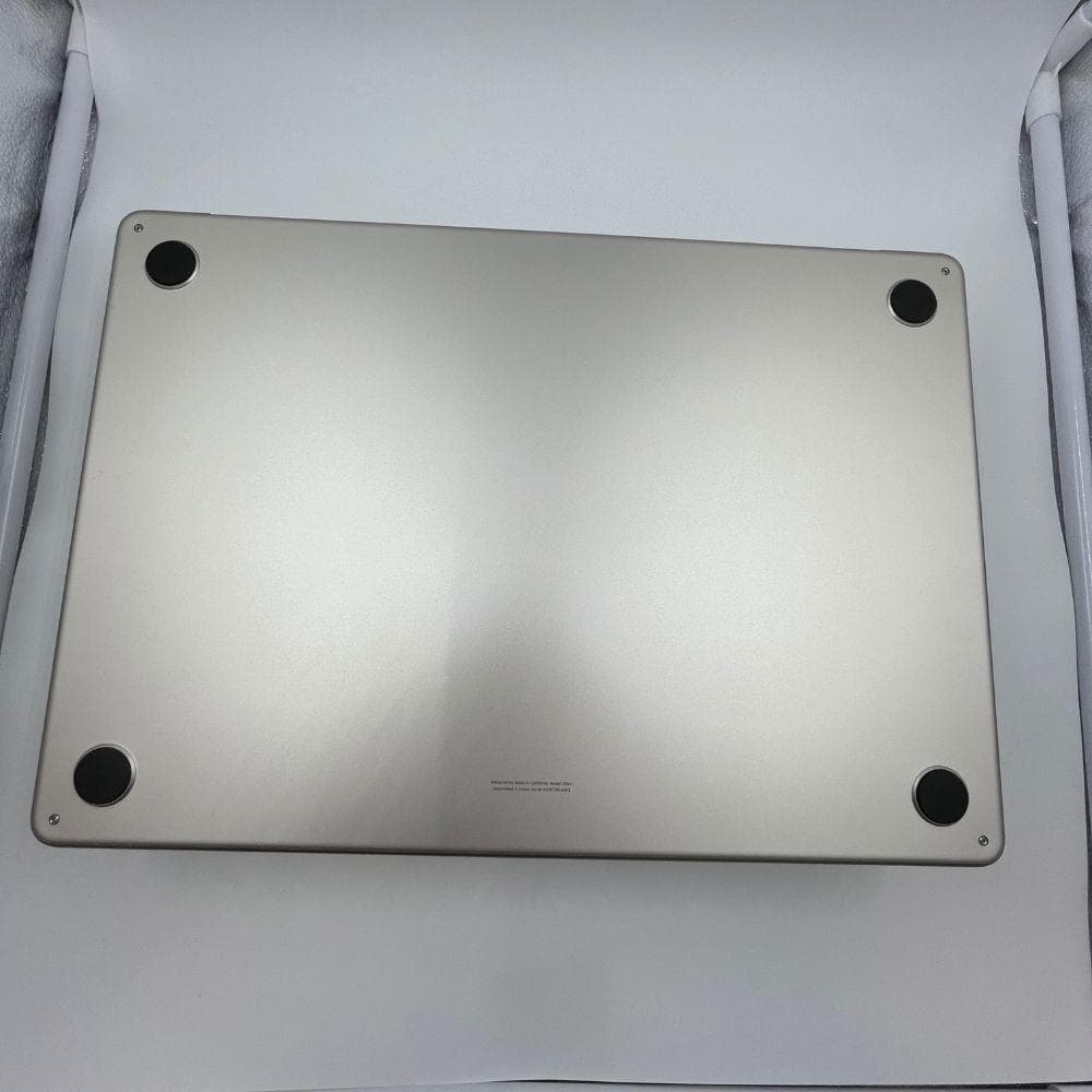 M2 MacBook Air 8GB 256GB バッテリー93%