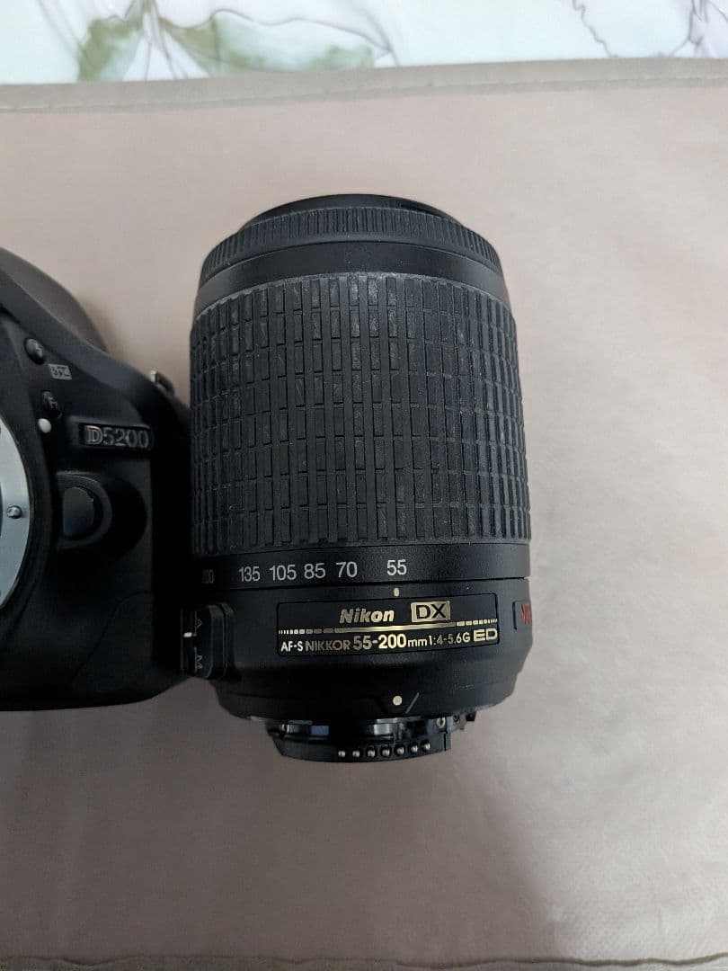 デジタルカメラ NIKON D5200