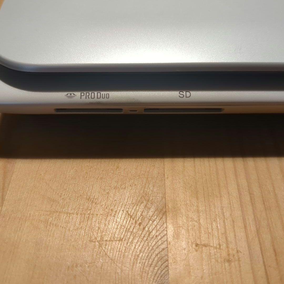 Sony VAIO（SVE141D11N）