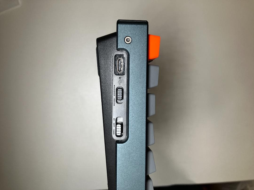 Keychron K4 V2 赤軸 US配列 100キー 無線/有線 RGB対応