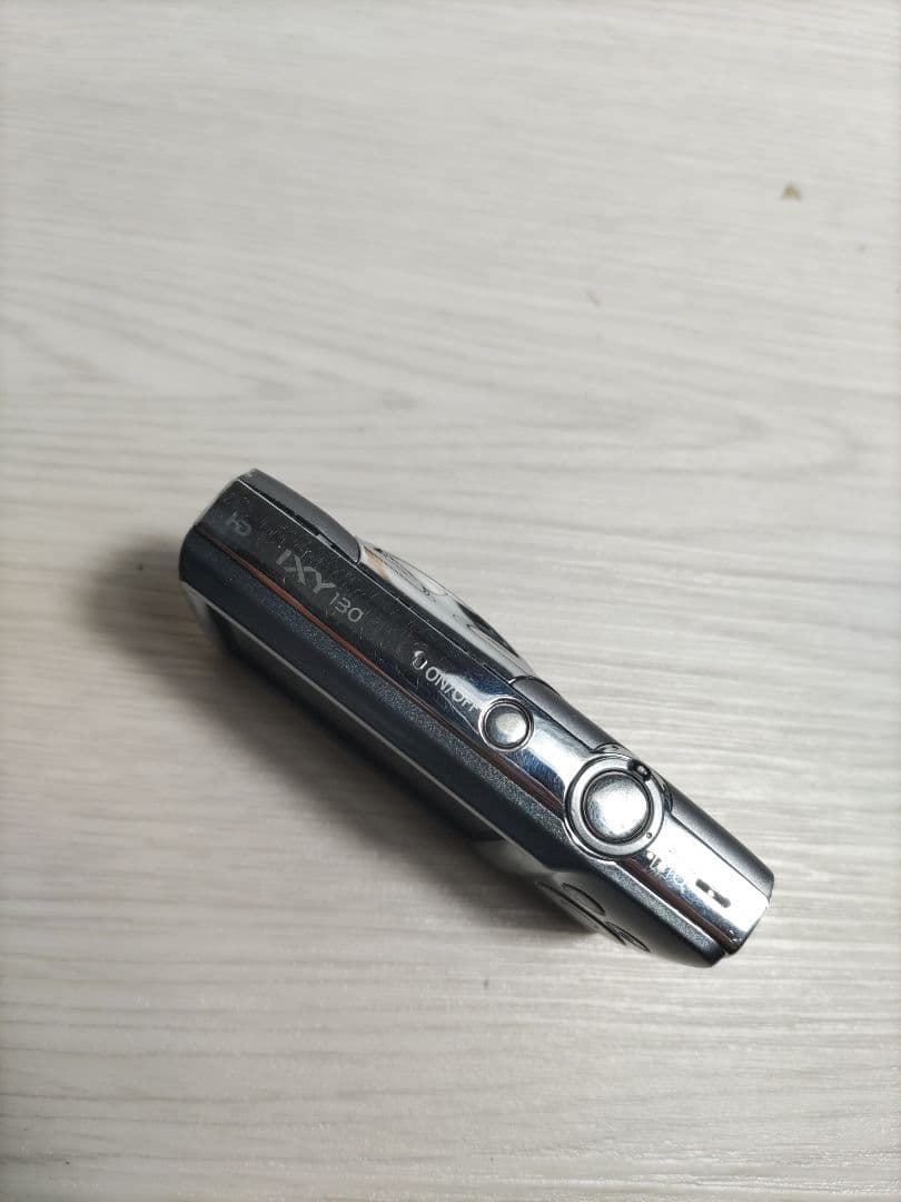 【ジャンク品】Canon キャノン IXY 130 PC2053 デジタルカメラ