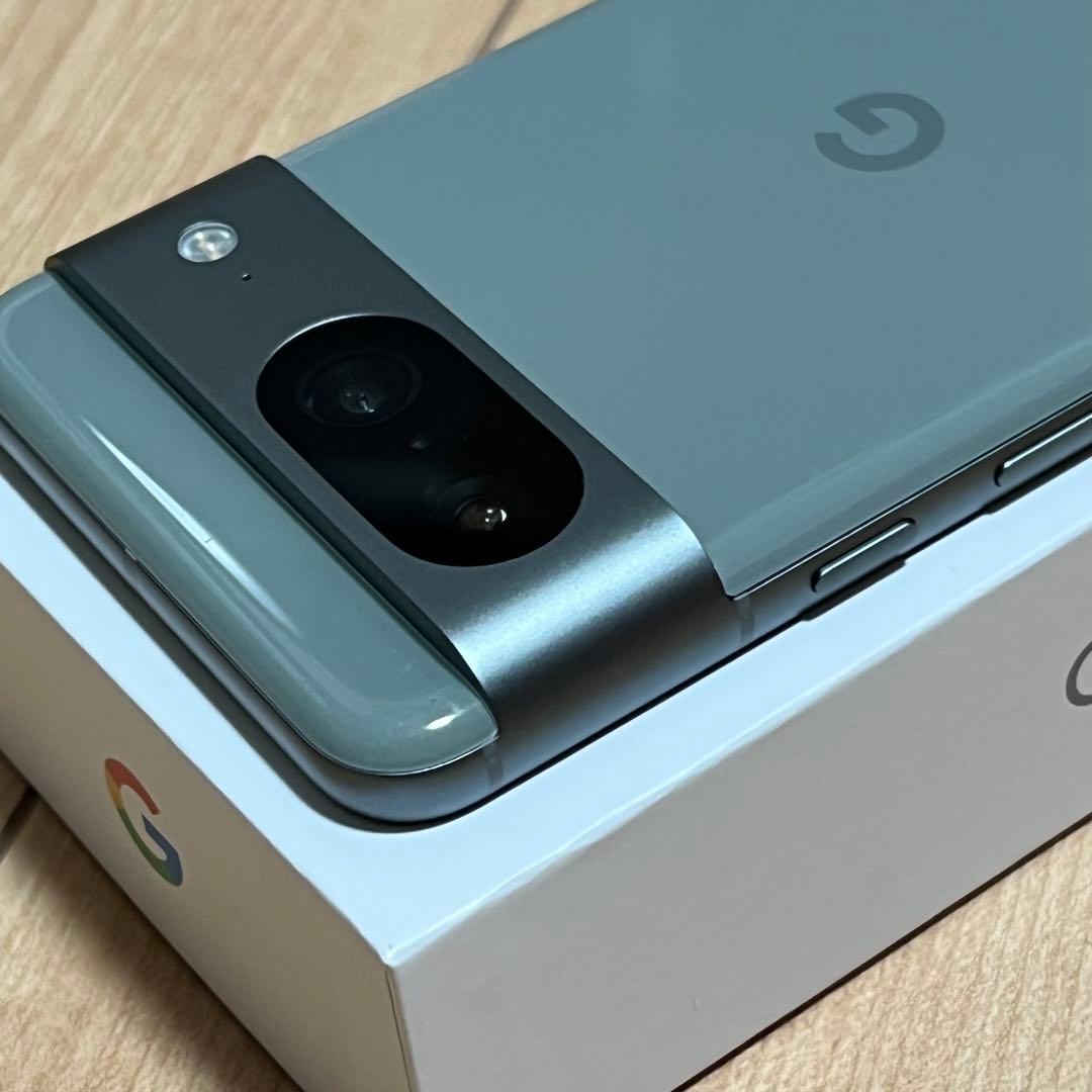 Google Pixel 8 SIMフリー　Hazel ヘーゼル 美品