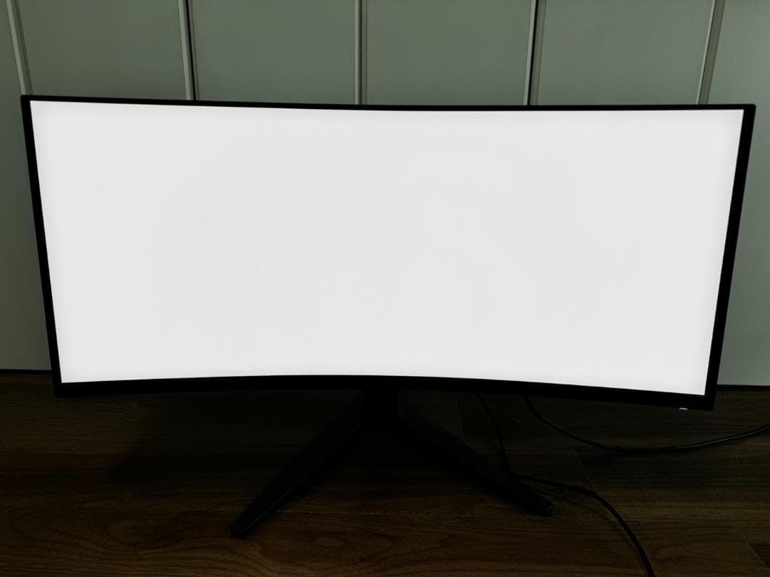 Alienware 34 QD-OLED ゲーミングモニター AW3423DWF