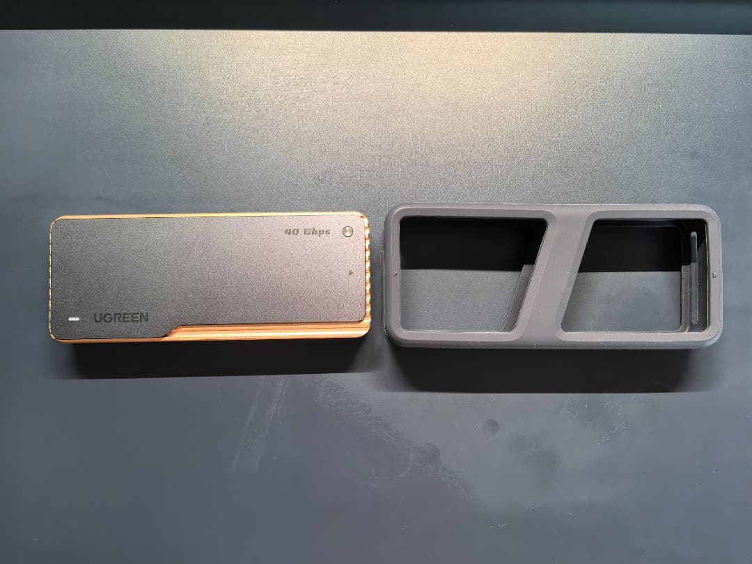 UGREEN M.2 SSD 外付けケース 【USB4 40Gbps】