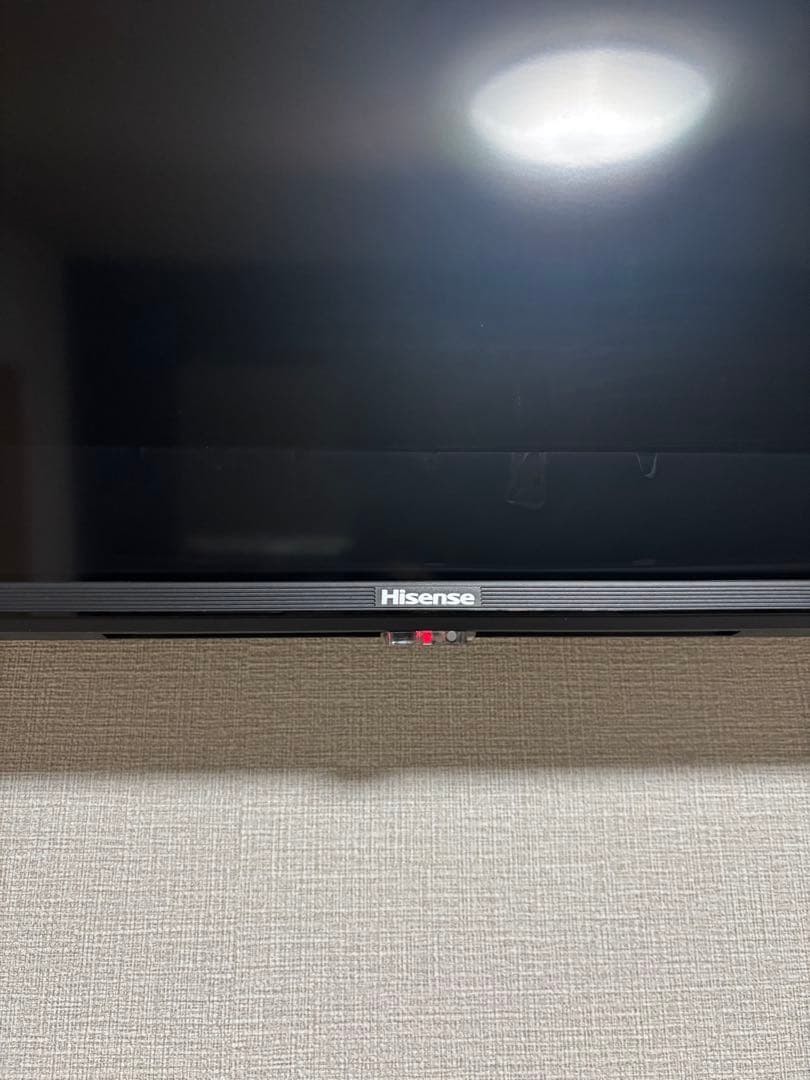 大画面液晶テレビ Hisense 50インチ　壁掛け用！