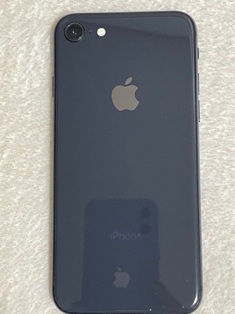 iPhone8 スマートフォン　SIMフリー初期化済み