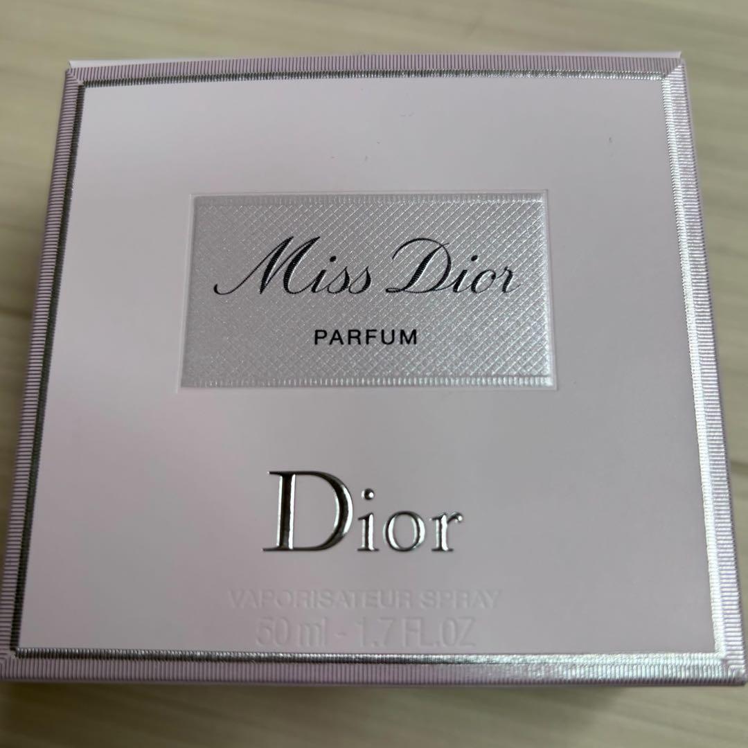 新品未開封✨箱付✨Miss Dior ミスディオール パルファン 50ml