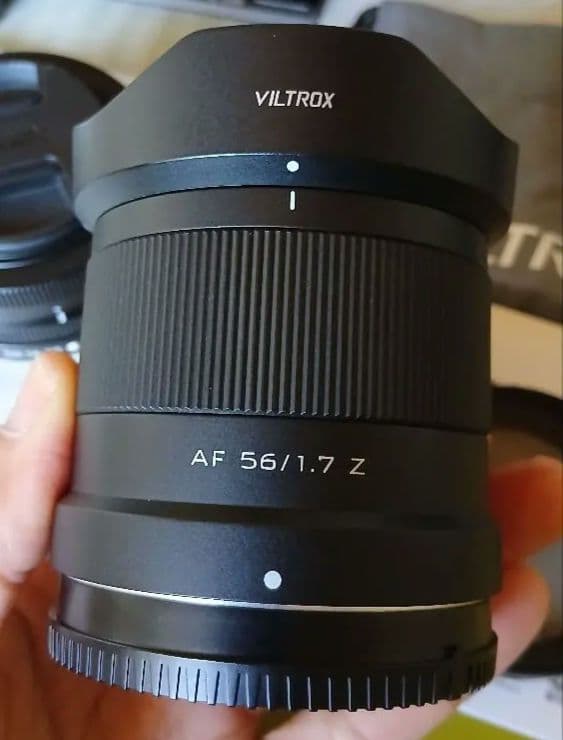 NikonZ30ダブルレンズキット+Viltrox AF 56mm F1.7 Z