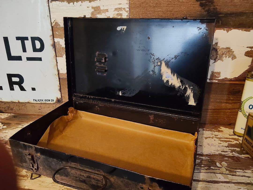 USA Vintage FIRST AIDキャビネット ティンケース ティン缶