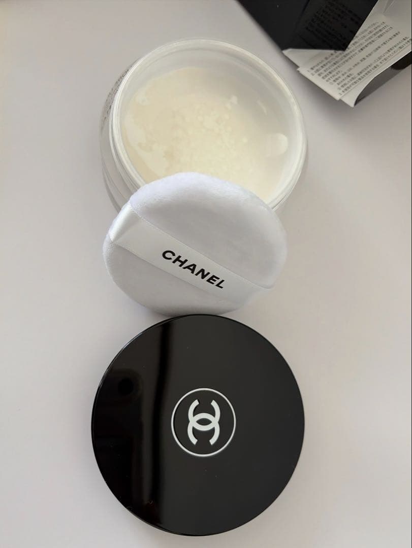 紙袋付き未開封CHANEL POUDRE UNIVERSELLE LIBRE10
