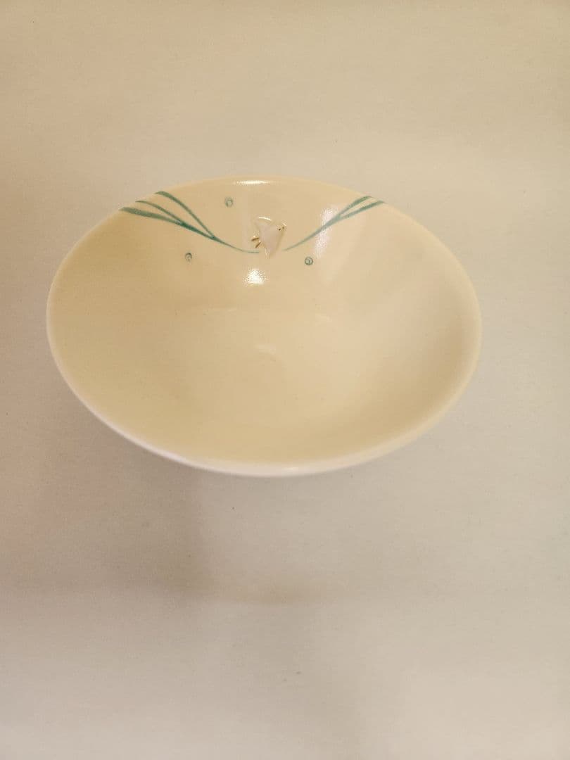 今岡三四郎　平茶碗 　　　　　　　　⭐浮彫　波に千鳥⭐未使用新品