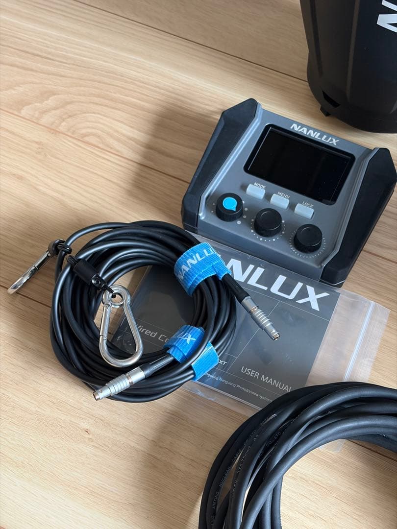 NANLUX Evoke 600C KIT LEDフルカラースポットライト
