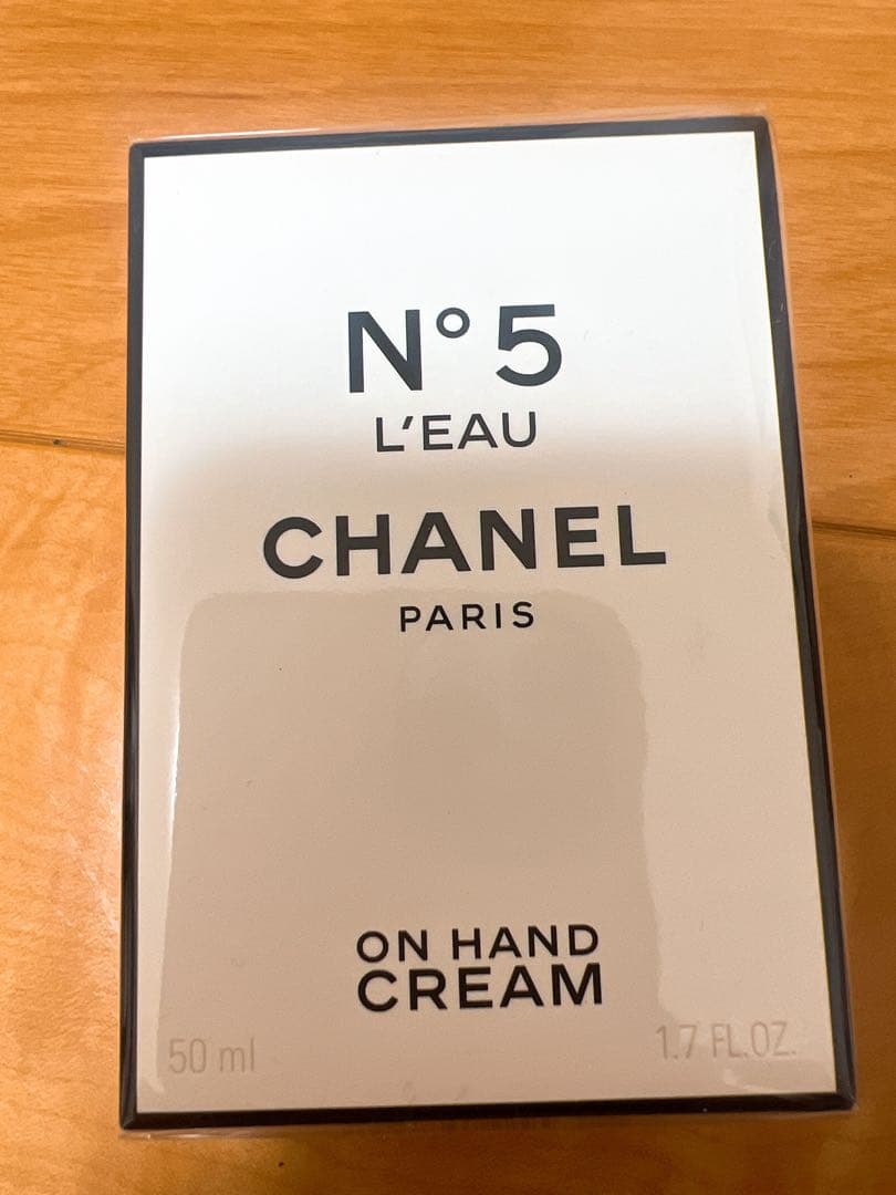 新品✨CHANEL №５　ローハンドクリーム　シャネル