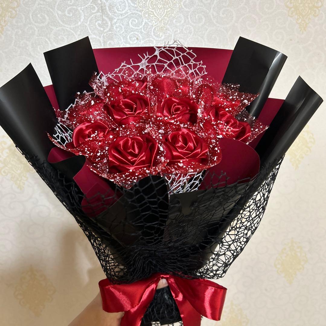 10本ダークレッドバラブーケ　プレゼント お祝い 枯れない花 永生薔薇特別な人へ