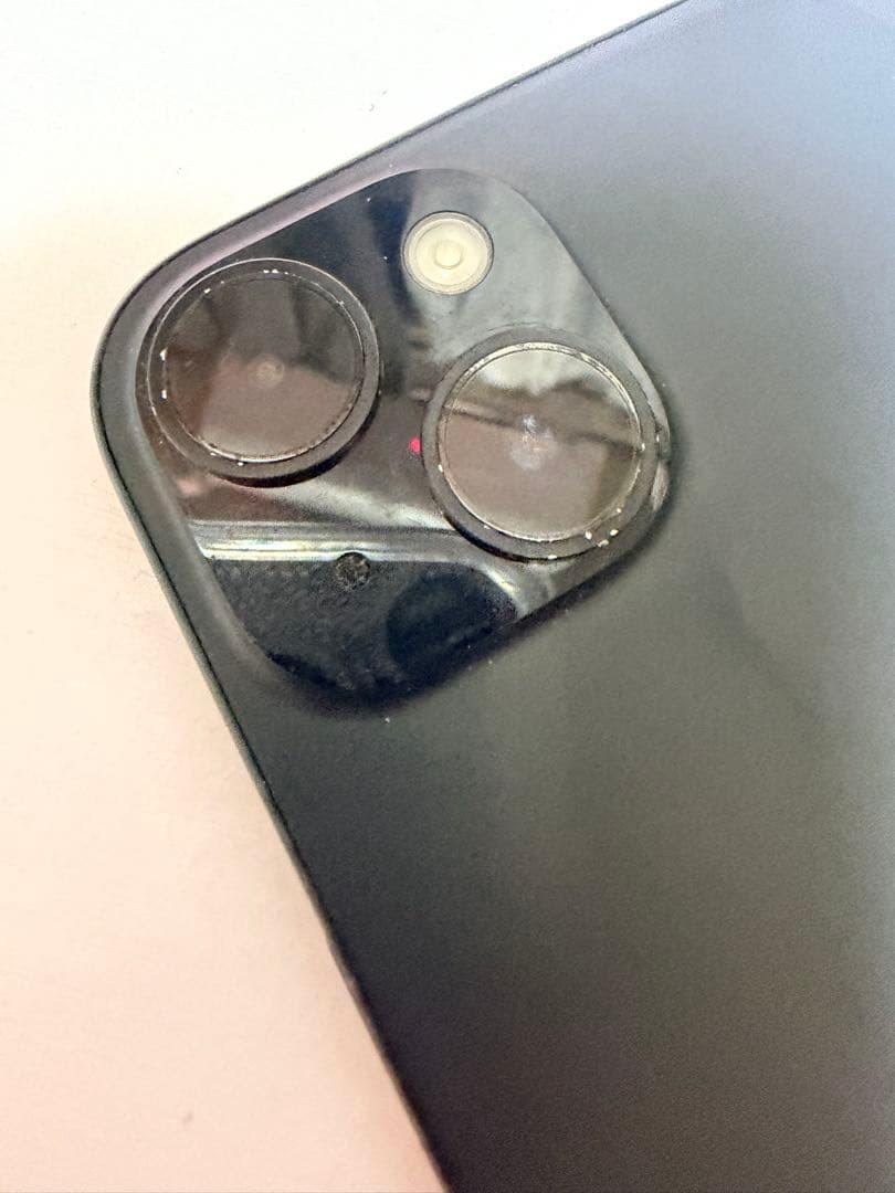 Apple iPhone 15ブラック 本体
