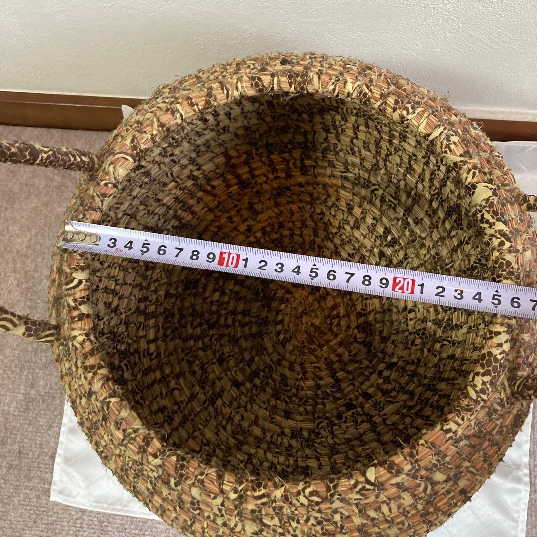 【匿名配送】アフリカ　水草　ハンドメイド　フタ付きバスケット