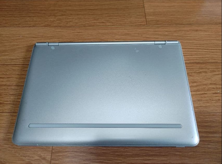 HP 2in1 タブレットPC Windows10 Pro / Atom x5