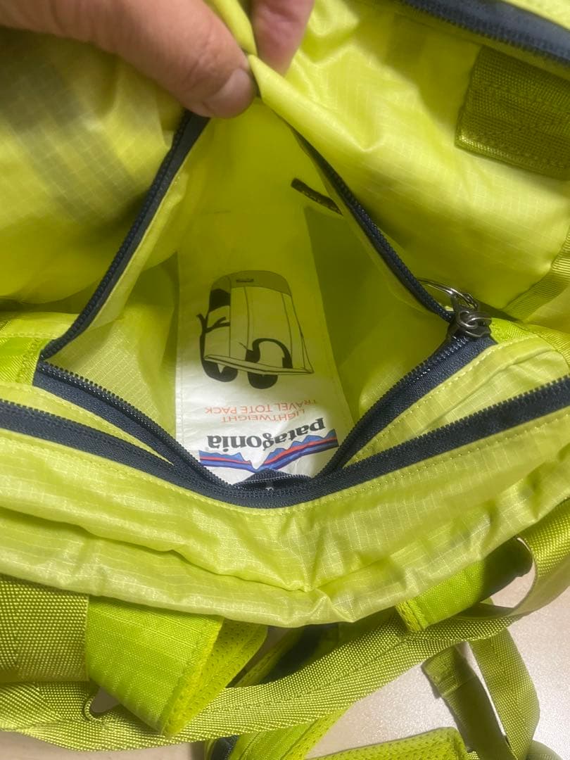 Patagonia 折りたたみバックパック ライムグリーン